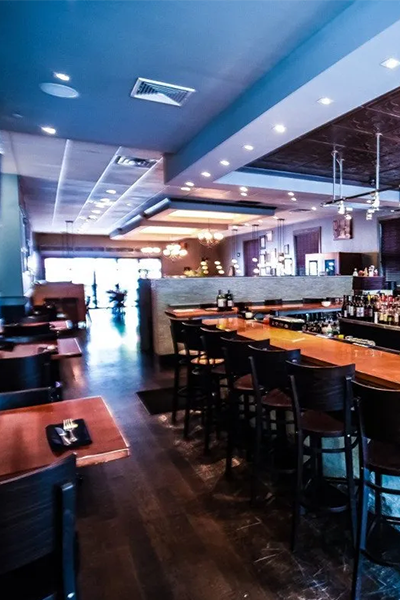 Garlic Restaurant & Bar